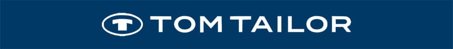 TOM TAILOR – Weißer Schriftzug und Logo auf dunkelblauem Hintergrund