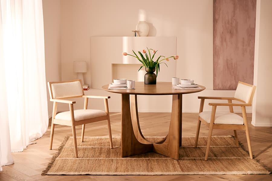 LeGer Dining