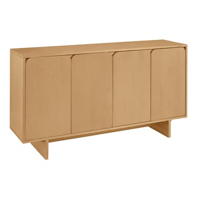 Sideboard in hellem Holzton mit vier glatten Türen und durchgehendem Sockelgestell