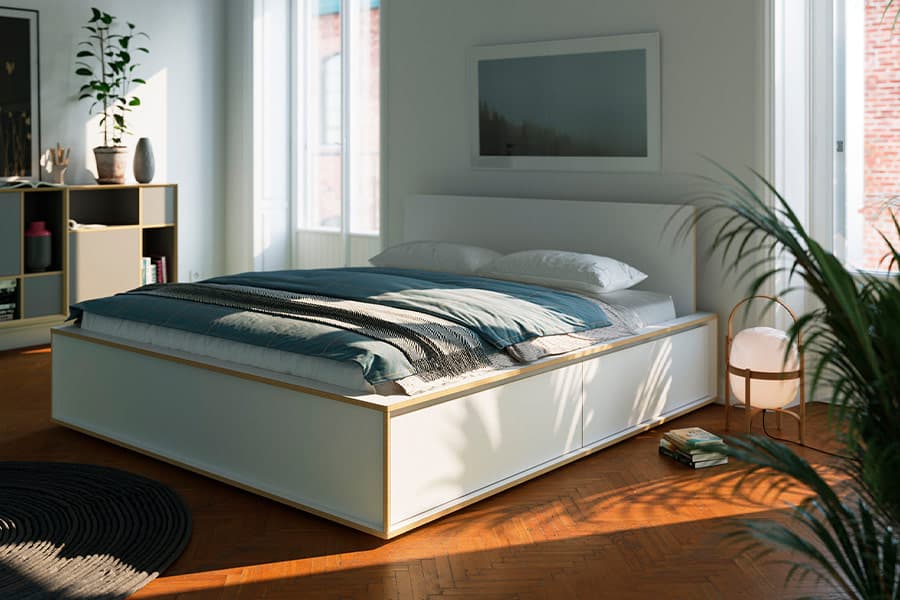 Bett mit Stauraum