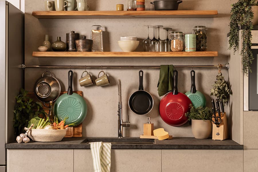 offenes Küchenregal