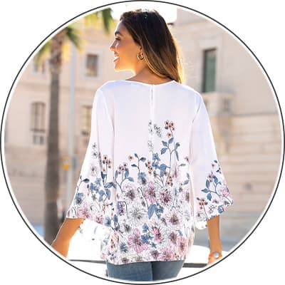 Frau in Bluse