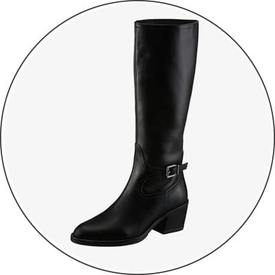 Schwarzer kniehoher Stiefel mit Blockabsatz und Schnalle am Knöchel.