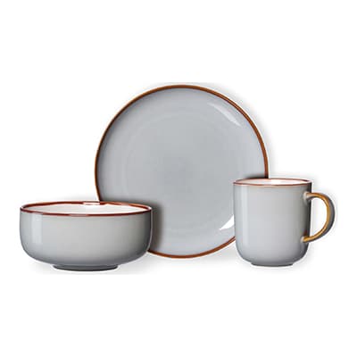 Graues Geschirrset bestehend aus Teller, Schüssel und Tasse mit braunem Rand