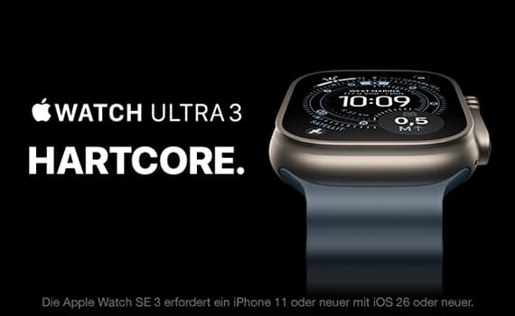 Apple Watch Ultra 3 HARTCORE. – Nahaufnahme einer Apple Watch Ultra 3 mit blauem Armband und schwarzem Zifferblatt mit digitaler Anzeige.