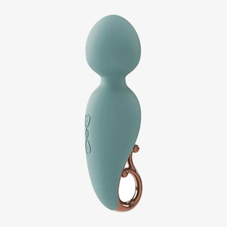 Blaugrüner Massagestab mit rundem Kopf und geschwungenem Griff, dekorative Verzierung auf der Seite