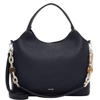 Schwarze Handtasche mit breitem Henkel und Kettenverzierungen an den Seiten