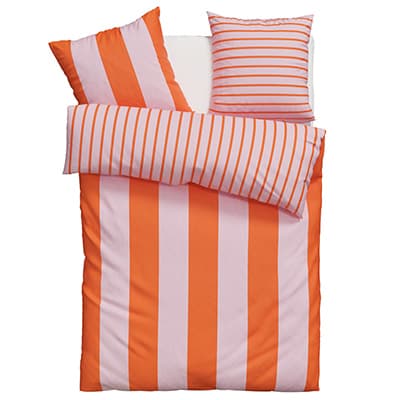 Bettwäsche-Set mit orange-weißen Streifen, bestehend aus Decke und zwei Kissen