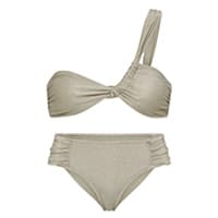 Grüner Bikini mit asymmetrischem Oberteil und gerafften Seiten am Unterteil