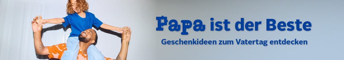 Papa ist der Beste – Geschenkideen zum Vatertag entdecken, Vater trägt lachendes Kind auf den Schultern