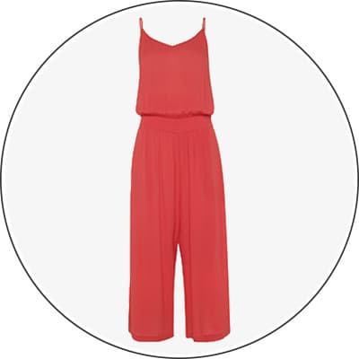 Roter ärmelloser Jumpsuit mit schmalen Trägern, lockerem Oberteil und weiten knöchellangen Hosenbeinen