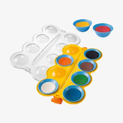 Farbenfrohes Malkasten-Set mit acht Farben in gelbem Plastikbehälter, transparentem Deckel und zwei Farbpaletten in Blau
