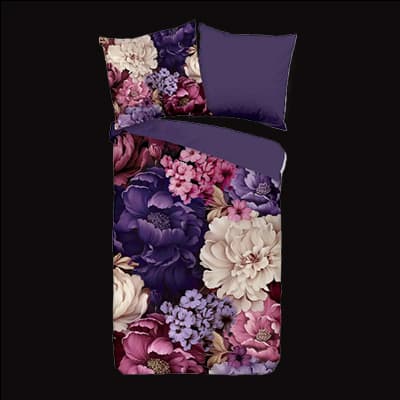 Bettwäsche-Set mit floralem Muster in Violett, Rosa und Cremefarben, bestehend aus Bettdecke und zwei Kissenbezügen